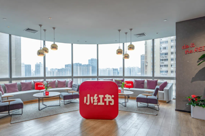 小红书校园穿搭多账号运营：星界云手机如何助力分人设矩阵打造-星界云手机攻略站