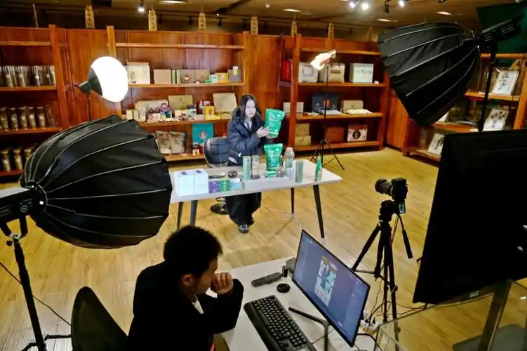 电商营销好助手-云群控直播：批量破局流量困局-星界云手机攻略站